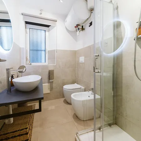Giano Host - Capro Apartment Genua